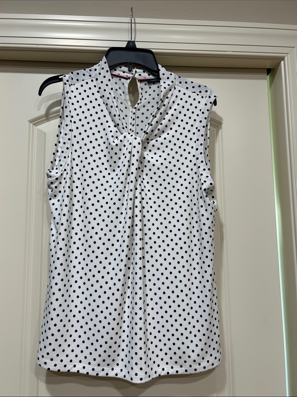 Tommy Hilfiger White Sleeveless Polka Dot V-Neck Blouse